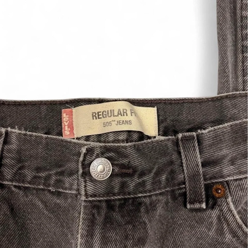 Vintage Levi 505 jeans